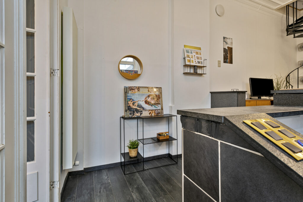 TwentySeven Etterbeek reception corporate housing